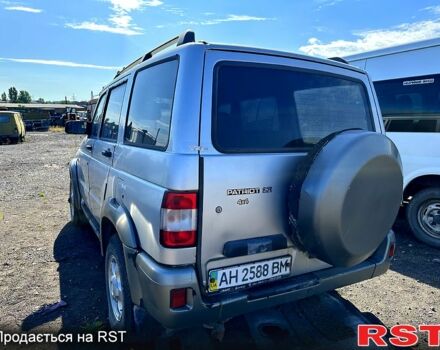 Сірий УАЗ Патріот, об'ємом двигуна 2.7 л та пробігом 755 тис. км за 3410 $, фото 3 на Automoto.ua