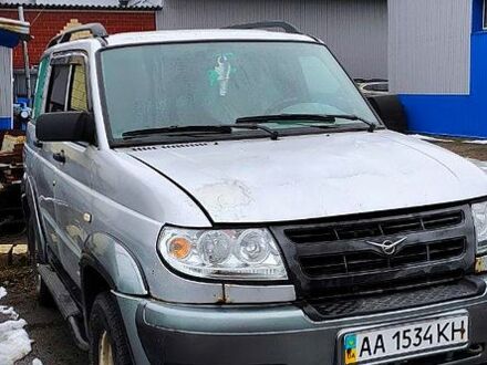 УАЗ Патріот 2008 у Києві на Automoto.ua Сірий УАЗ Патріот, об'ємом двигуна 2.7 л та пробігом 226 тис. км за 3300 $, фото 1 на Automoto.ua
