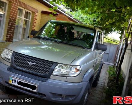 Серый УАЗ Патриот, объемом двигателя 2.7 л и пробегом 130 тыс. км за 6200 $, фото 1 на Automoto.ua