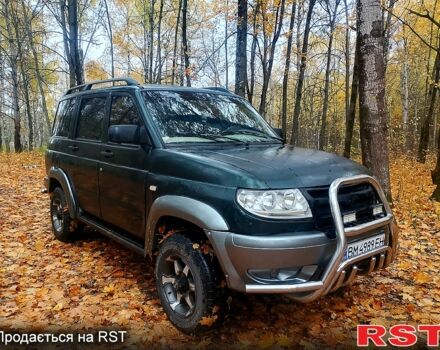 Зелений УАЗ Патріот, об'ємом двигуна 2.7 л та пробігом 140 тис. км за 4200 $, фото 1 на Automoto.ua