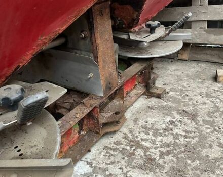 Красный Униа МКС, объемом двигателя 0 л и пробегом 0 тыс. км за 20930 $, фото 3 на Automoto.ua