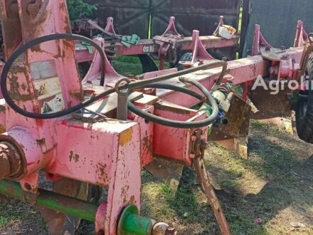 Красный Униа Другая, объемом двигателя 0 л и пробегом 0 тыс. км за 2215 $, фото 1 на Automoto.ua