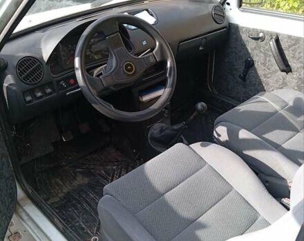 Белый ВАЗ 1111 Ока, объемом двигателя 0.75 л и пробегом 179 тыс. км за 1090 $, фото 11 на Automoto.ua