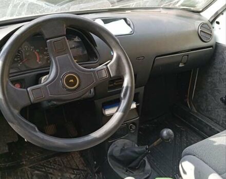 Белый ВАЗ 1111 Ока, объемом двигателя 0.75 л и пробегом 179 тыс. км за 1090 $, фото 10 на Automoto.ua