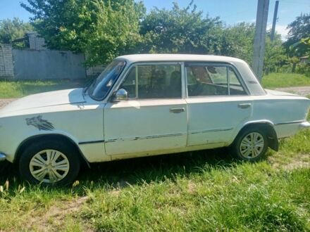 ВАЗ 1111 Ока 1978 у Светловдске на Automoto.ua Білий ВАЗ 1111 Ока, об'ємом двигуна 0 л та пробігом 150 тис. км за 411 $, фото 1 на Automoto.ua