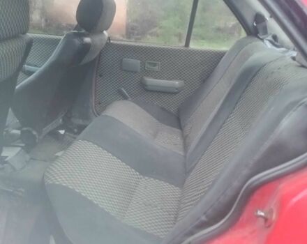 Красный ВАЗ 1111 Ока, объемом двигателя 2 л и пробегом 380 тыс. км за 700 $, фото 2 на Automoto.ua