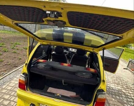 Жовтий ВАЗ 1111 Ока, об'ємом двигуна 0.8 л та пробігом 82 тис. км за 1900 $, фото 1 на Automoto.ua