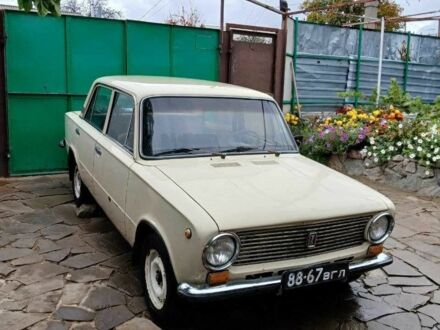 ВАЗ 11113 1988 в Харькове на Automoto.ua Бежевый ВАЗ 11113, объемом двигателя 1.3 л и пробегом 2 тыс. км за 750 $, фото 1 на Automoto.ua