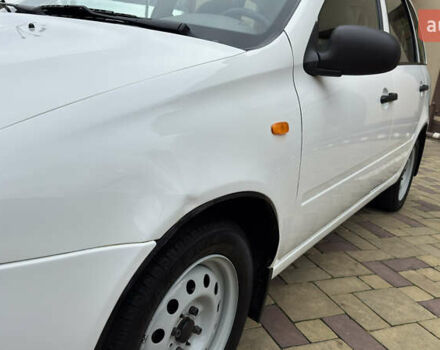 Білий ВАЗ 1117 Калина, об'ємом двигуна 1.4 л та пробігом 19 тис. км за 3590 $, фото 73 на Automoto.ua