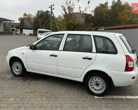 ВАЗ 1117 Калина 2009 в Кременчуге на Automoto.ua Белый ВАЗ 1117 Калина, объемом двигателя 1.4 л и пробегом 19 тыс. км за 4000 $, фото 4 на Automoto.ua