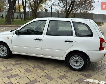 Белый ВАЗ 1117 Калина, объемом двигателя 1.4 л и пробегом 19 тыс. км за 3700 $, фото 5 на Automoto.ua