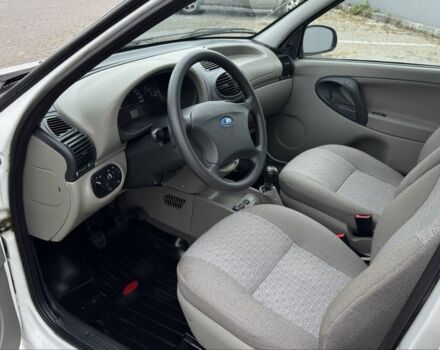 Белый ВАЗ 1117 Калина, объемом двигателя 1.4 л и пробегом 19 тыс. км за 3999 $, фото 14 на Automoto.ua