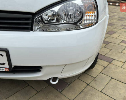 Белый ВАЗ 1117 Калина, объемом двигателя 1.4 л и пробегом 19 тыс. км за 3700 $, фото 29 на Automoto.ua