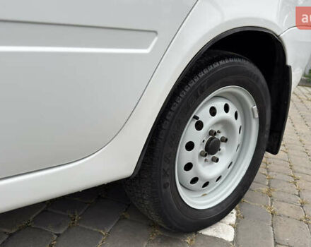 ВАЗ 1117 Калина 2009 в Кременчуге на Automoto.ua Белый ВАЗ 1117 Калина, объемом двигателя 1.4 л и пробегом 19 тыс. км за 3950 $, фото 77 на Automoto.ua