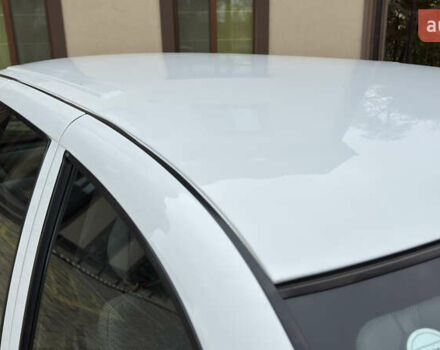 Белый ВАЗ 1117 Калина, объемом двигателя 1.4 л и пробегом 19 тыс. км за 3700 $, фото 35 на Automoto.ua