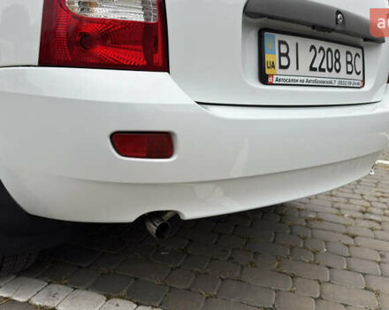 ВАЗ 1117 Калина 2009 в Кременчуге на Automoto.ua Белый ВАЗ 1117 Калина, объемом двигателя 1.4 л и пробегом 19 тыс. км за 3950 $, фото 55 на Automoto.ua