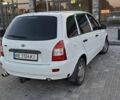 Белый ВАЗ 1117 Калина, объемом двигателя 1.39 л и пробегом 160 тыс. км за 2700 $, фото 4 на Automoto.ua