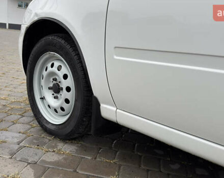 ВАЗ 1117 Калина 2009 в Кременчуге на Automoto.ua Белый ВАЗ 1117 Калина, объемом двигателя 1.4 л и пробегом 19 тыс. км за 3950 $, фото 78 на Automoto.ua