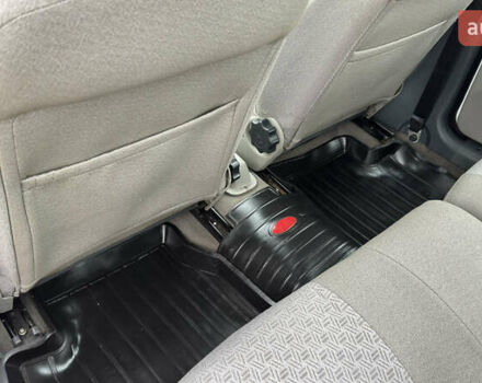 ВАЗ 1117 Калина 2009 в Кременчуге на Automoto.ua Белый ВАЗ 1117 Калина, объемом двигателя 1.4 л и пробегом 19 тыс. км за 3950 $, фото 110 на Automoto.ua