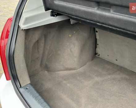 ВАЗ 1117 Калина 2009 в Кременчуге на Automoto.ua Белый ВАЗ 1117 Калина, объемом двигателя 1.4 л и пробегом 19 тыс. км за 3950 $, фото 143 на Automoto.ua