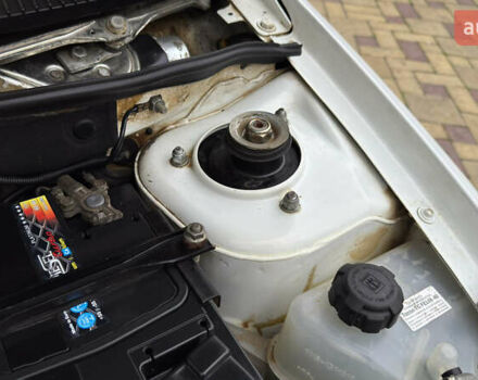 Білий ВАЗ 1117 Калина, об'ємом двигуна 1.4 л та пробігом 19 тис. км за 3590 $, фото 164 на Automoto.ua