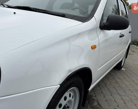 ВАЗ 1117 Калина 2009 в Кременчуге на Automoto.ua Белый ВАЗ 1117 Калина, объемом двигателя 1.4 л и пробегом 19 тыс. км за 3950 $, фото 22 на Automoto.ua