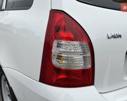 ВАЗ 1117 Калина 2009 в Кременчуге на Automoto.ua Белый ВАЗ 1117 Калина, объемом двигателя 1.4 л и пробегом 19 тыс. км за 3950 $, фото 53 на Automoto.ua