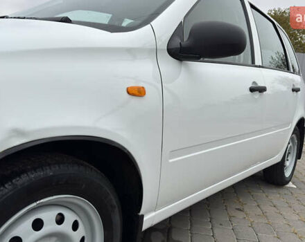 ВАЗ 1117 Калина 2009 в Кременчуге на Automoto.ua Белый ВАЗ 1117 Калина, объемом двигателя 1.4 л и пробегом 19 тыс. км за 3950 $, фото 73 на Automoto.ua
