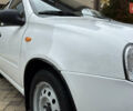 Белый ВАЗ 1117 Калина, объемом двигателя 1.4 л и пробегом 19 тыс. км за 3700 $, фото 25 на Automoto.ua