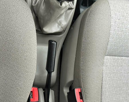 ВАЗ 1117 Калина 2009 в Кременчуге на Automoto.ua Белый ВАЗ 1117 Калина, объемом двигателя 1.4 л и пробегом 19 тыс. км за 3950 $, фото 102 на Automoto.ua