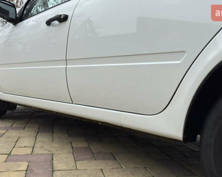 Белый ВАЗ 1117 Калина, объемом двигателя 1.4 л и пробегом 19 тыс. км за 3599 $, фото 68 на Automoto.ua