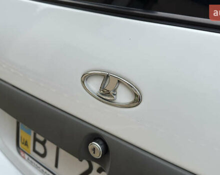 Білий ВАЗ 1117 Калина, об'ємом двигуна 1.4 л та пробігом 19 тис. км за 3950 $, фото 59 на Automoto.ua