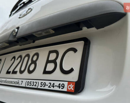 Белый ВАЗ 1117 Калина, объемом двигателя 1.4 л и пробегом 19 тыс. км за 3700 $, фото 62 на Automoto.ua