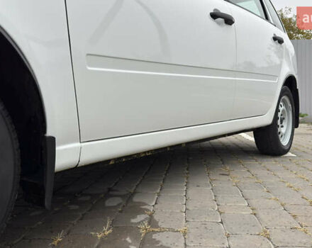 ВАЗ 1117 Калина 2009 в Кременчуге на Automoto.ua Белый ВАЗ 1117 Калина, объемом двигателя 1.4 л и пробегом 19 тыс. км за 3950 $, фото 76 на Automoto.ua