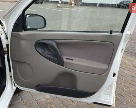 ВАЗ 1117 Калина 2009 в Кременчуге на Automoto.ua Белый ВАЗ 1117 Калина, объемом двигателя 1.4 л и пробегом 19 тыс. км за 3950 $, фото 124 на Automoto.ua