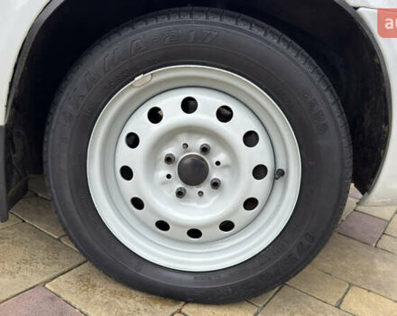 Білий ВАЗ 1117 Калина, об'ємом двигуна 1.4 л та пробігом 19 тис. км за 3950 $, фото 172 на Automoto.ua