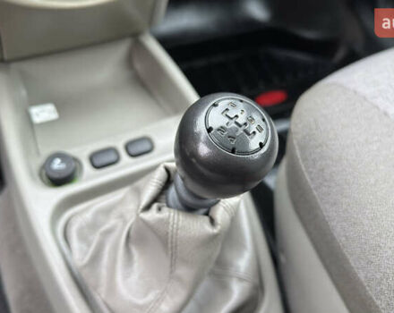 Белый ВАЗ 1117 Калина, объемом двигателя 1.4 л и пробегом 19 тыс. км за 3700 $, фото 106 на Automoto.ua