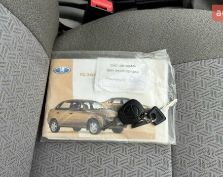 ВАЗ 1117 Калина 2009 в Кременчуге на Automoto.ua Белый ВАЗ 1117 Калина, объемом двигателя 1.4 л и пробегом 19 тыс. км за 3950 $, фото 137 на Automoto.ua