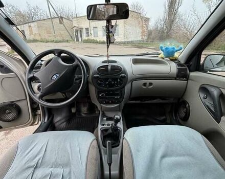 Бежевий ВАЗ 1117 Калина, об'ємом двигуна 1.6 л та пробігом 112 тис. км за 2750 $, фото 7 на Automoto.ua