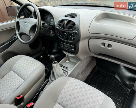 Бежевый ВАЗ 1117 Калина, объемом двигателя 1.6 л и пробегом 60 тыс. км за 3550 $, фото 30 на Automoto.ua