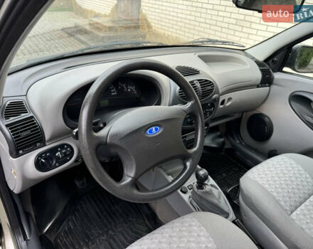 Бежевый ВАЗ 1117 Калина, объемом двигателя 1.6 л и пробегом 60 тыс. км за 3550 $, фото 20 на Automoto.ua