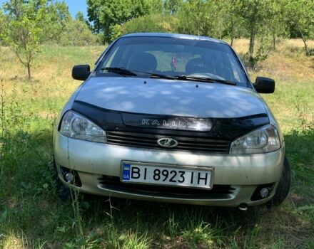 Бежевий ВАЗ 1117 Калина, об'ємом двигуна 1.6 л та пробігом 250 тис. км за 2401 $, фото 1 на Automoto.ua