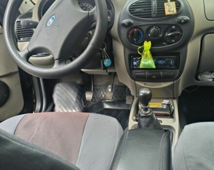 Чорний ВАЗ 1117 Калина, об'ємом двигуна 1.4 л та пробігом 80 тис. км за 3500 $, фото 6 на Automoto.ua