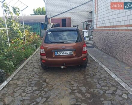 Коричневый ВАЗ 1117 Калина, объемом двигателя 1.6 л и пробегом 151 тыс. км за 2600 $, фото 4 на Automoto.ua