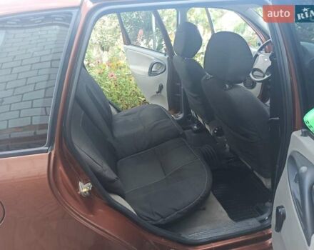 Коричневый ВАЗ 1117 Калина, объемом двигателя 1.6 л и пробегом 151 тыс. км за 2600 $, фото 16 на Automoto.ua