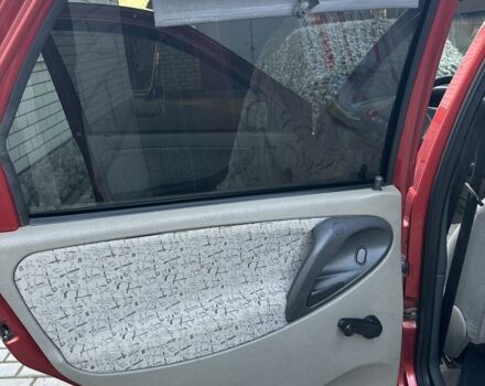 Красный ВАЗ 1117 Калина, объемом двигателя 0 л и пробегом 267 тыс. км за 1999 $, фото 5 на Automoto.ua