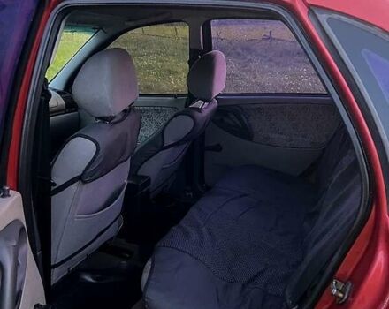 Червоний ВАЗ 1117 Калина, об'ємом двигуна 1.6 л та пробігом 220 тис. км за 1900 $, фото 7 на Automoto.ua