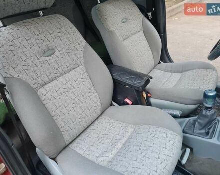 ВАЗ 1117 Калина 2006 в Луцке на Automoto.ua Красный ВАЗ 1117 Калина, объемом двигателя 1.6 л и пробегом 220 тыс. км за 2000 $, фото 4 на Automoto.ua