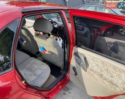 Красный ВАЗ 1117 Калина, объемом двигателя 1.6 л и пробегом 223 тыс. км за 2100 $, фото 15 на Automoto.ua