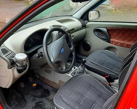 Красный ВАЗ 1117 Калина, объемом двигателя 1.6 л и пробегом 124 тыс. км за 2800 $, фото 3 на Automoto.ua